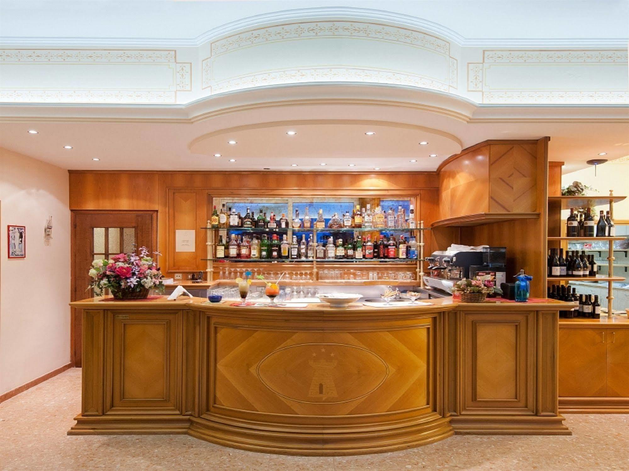Della Torre Hotel 3*